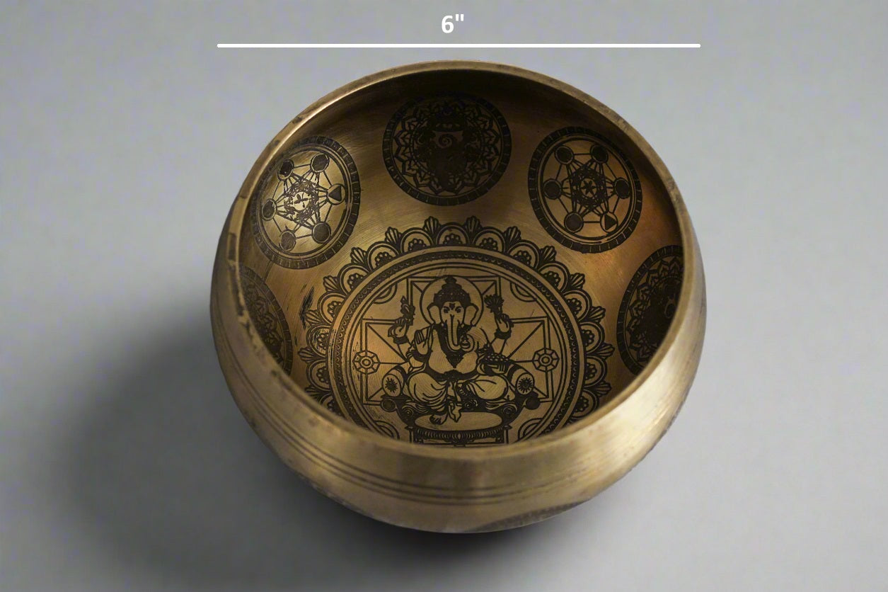 Crafted Singing Bowls (Essential Collection)